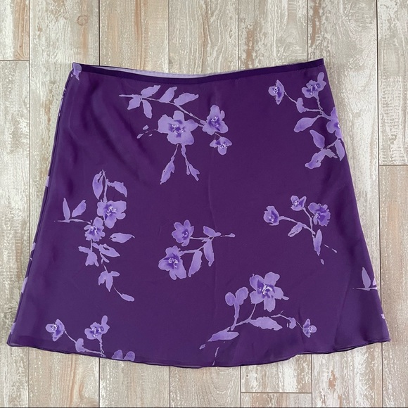 Dresses & Skirts - 4u y2k floral purple skirt